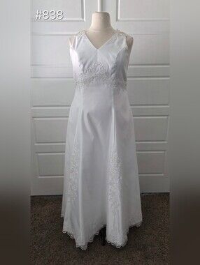White Satin Sleeveless Wedding Dress with Lace Accents